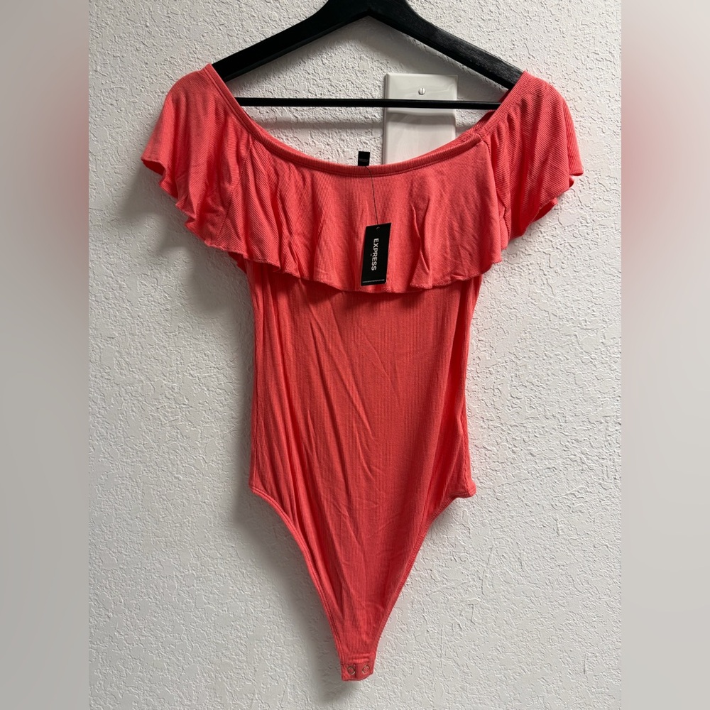 NWT Coral Ruffle on shoulder or off bodysuit M